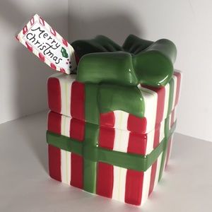 Ceramic Serving Present